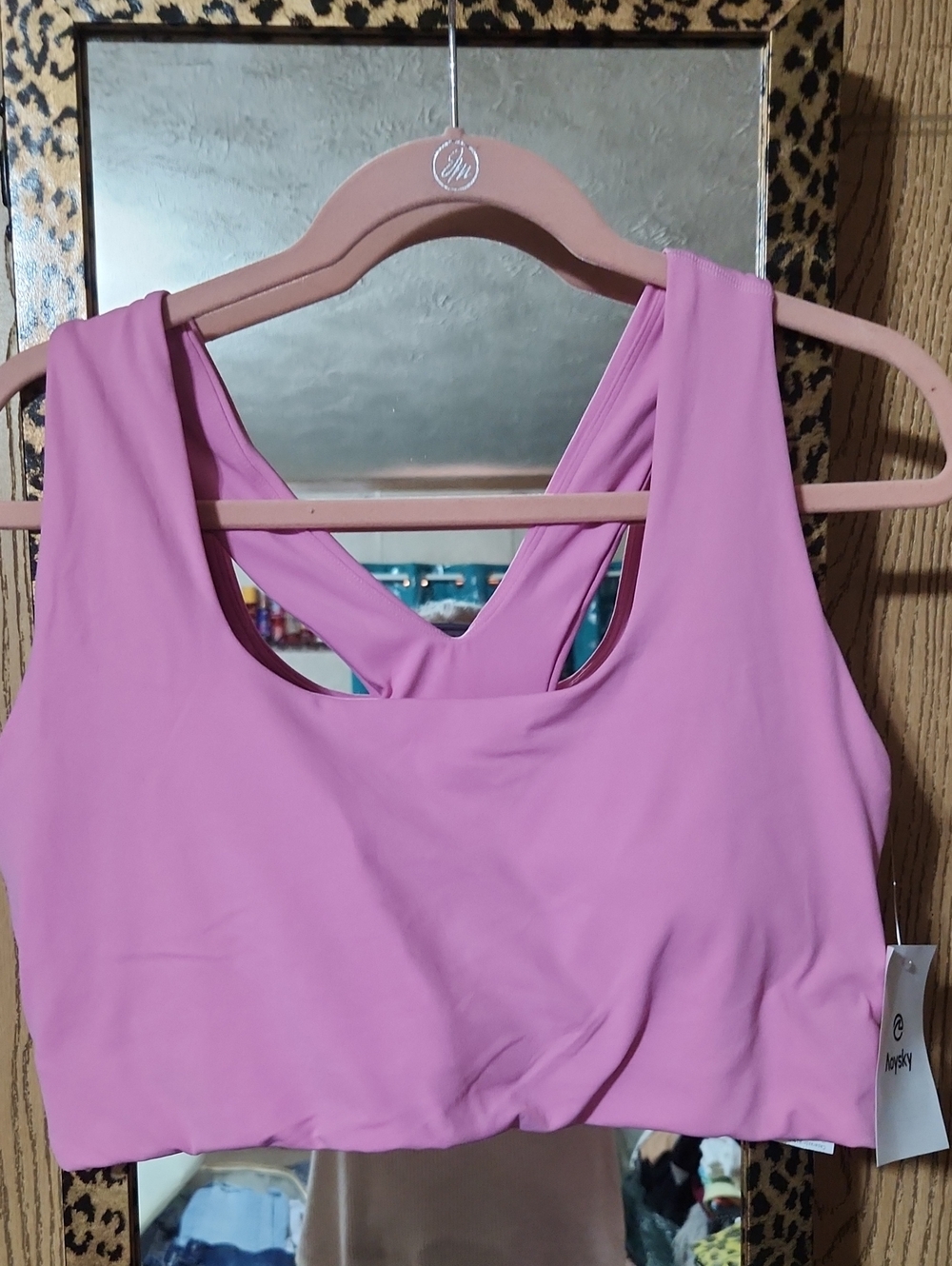 Women’s Pink Cross-Back Sports Bra Top
